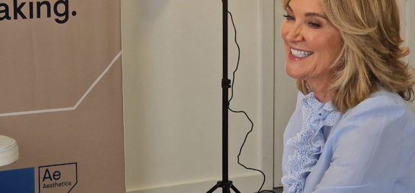 Anthea Turner Loves Lynton Lasers